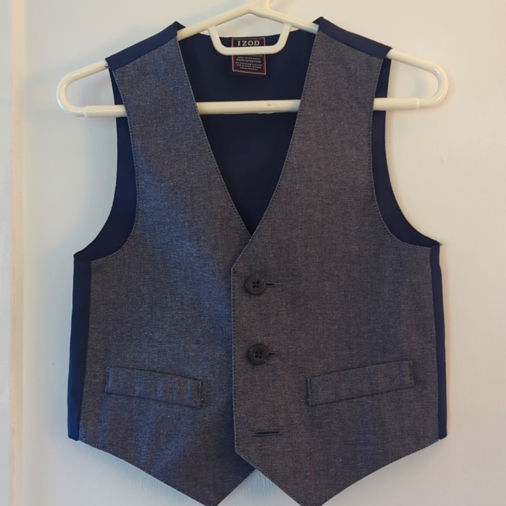 IZOD Childs Vest size 2